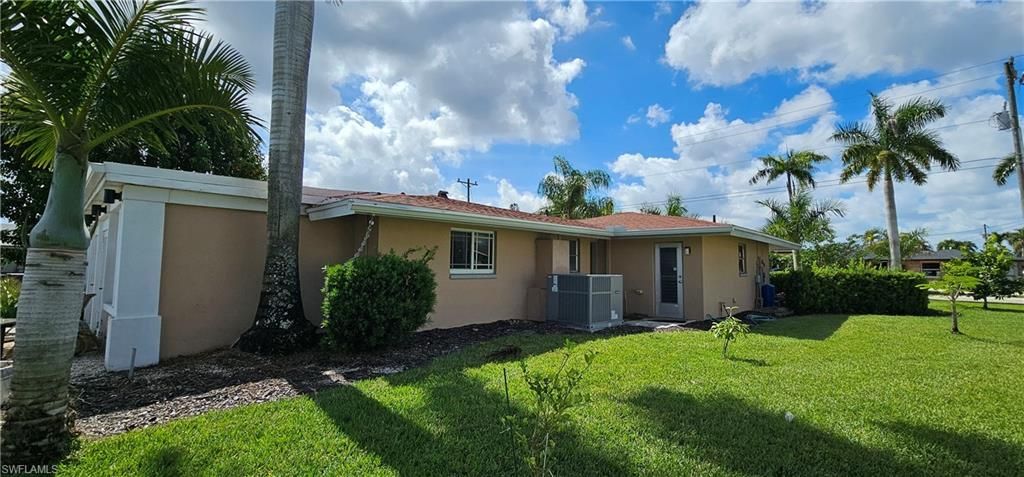1802 Lakeview Blvd, North Fort Myers, FL 33903 Photo