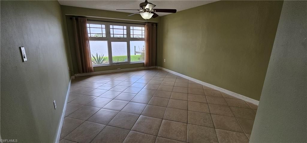 1802 Lakeview Blvd, North Fort Myers, FL 33903 Photo