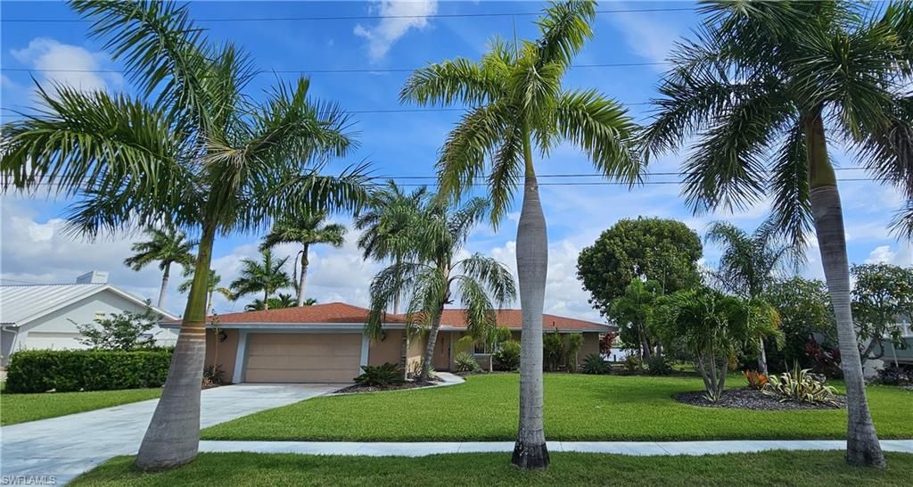 1802 Lakeview Blvd, North Fort Myers, FL 33903 Photo