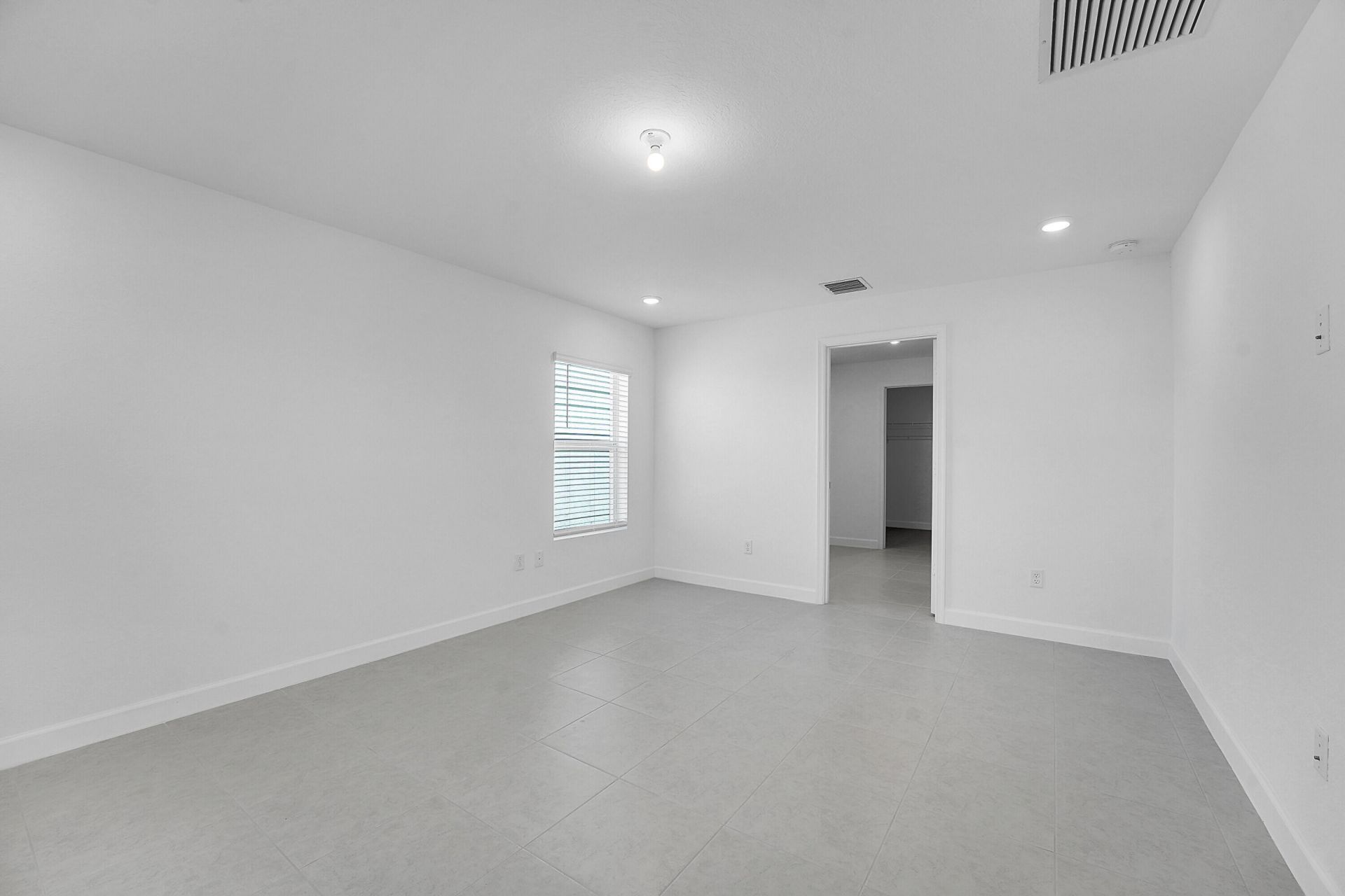 6394 NW Windwood Way, Port Saint Lucie, FL 34987 Photo