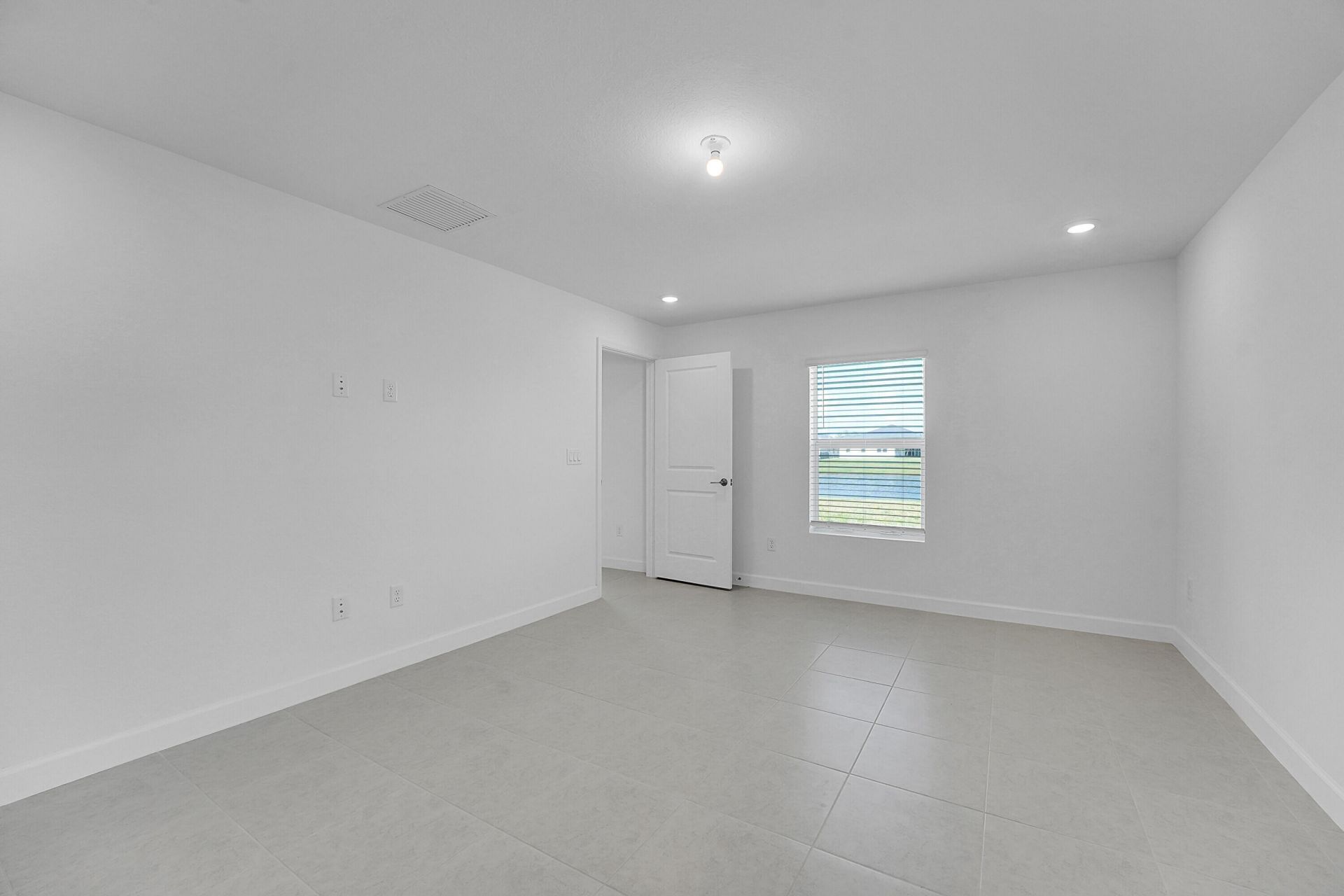 6394 NW Windwood Way, Port Saint Lucie, FL 34987 Photo