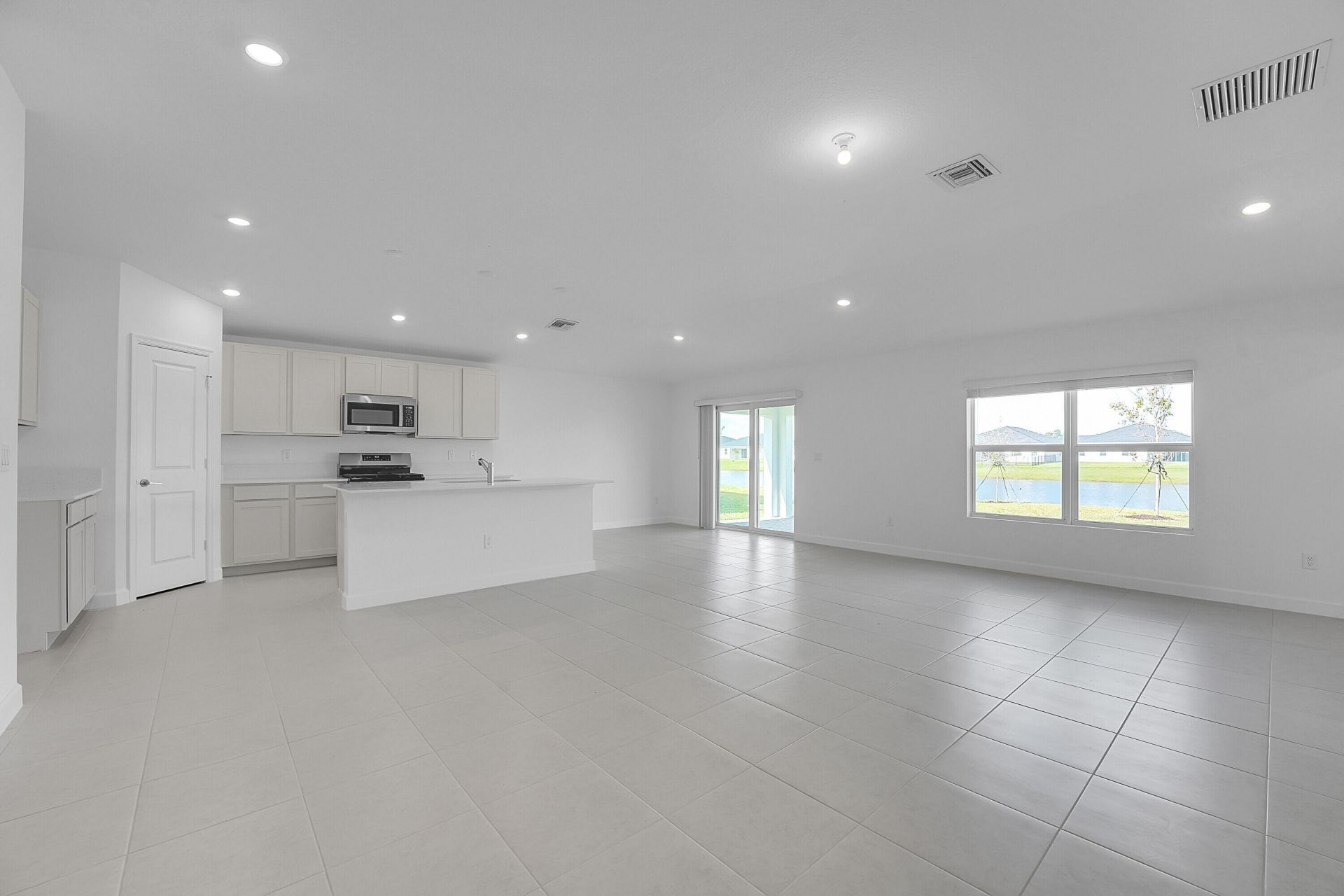 6394 NW Windwood Way, Port Saint Lucie, FL 34987 Photo