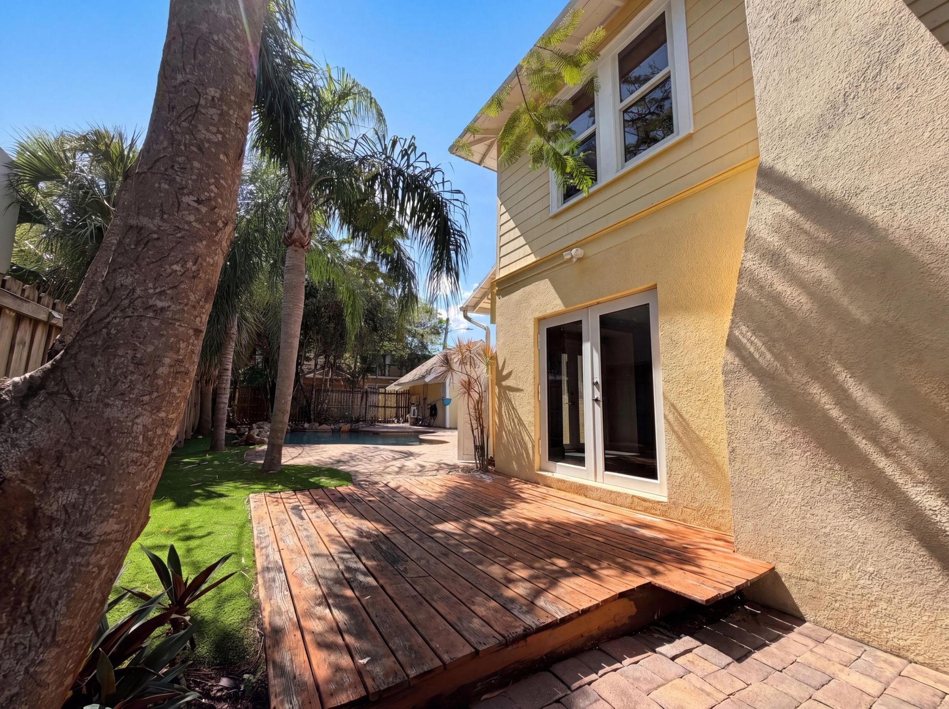 207 S Ocean Breeze, Lake Worth Beach, FL 33460 Photo