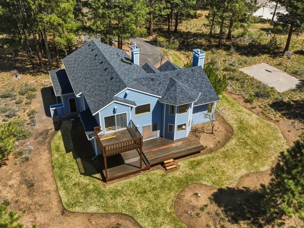 60309 Tall Pine Avenue, Bend, OR 97702