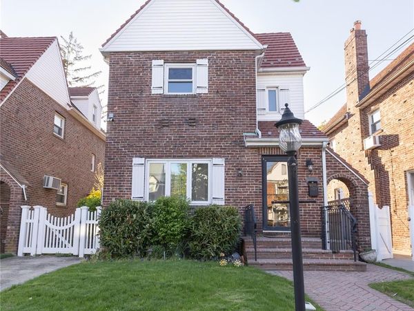 13156 229th Street , Laurelton, NY 11413