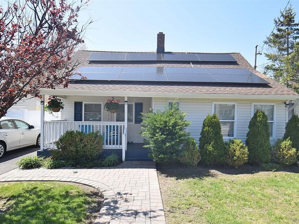 130 Winganhauppauge Road , Islip, NY 11751