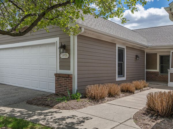 2926 Grand Isle Drive NE, Belmont, MI 49306
