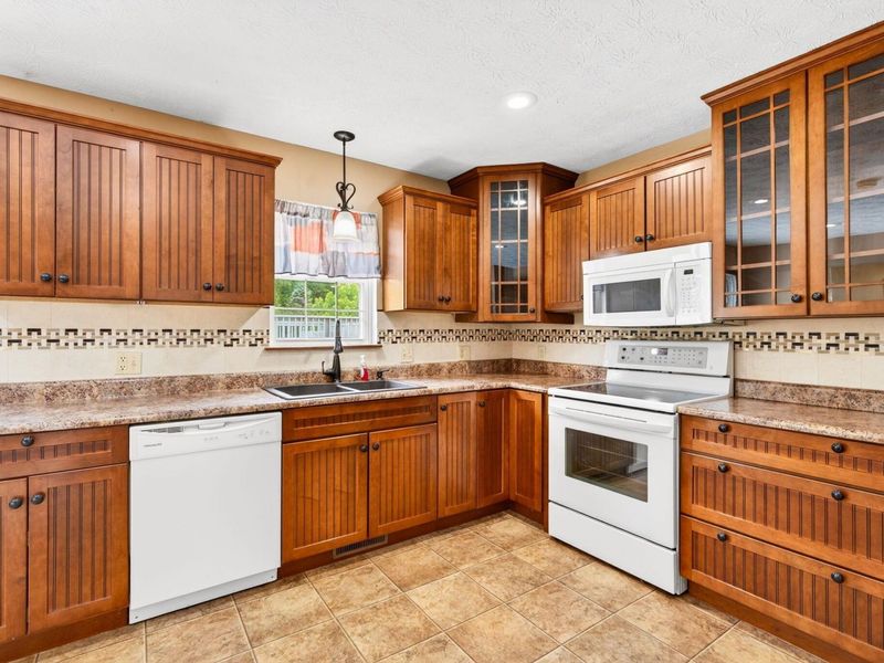 13 Pleasant View Drive, Jackson, OH 45640 Photo 21
