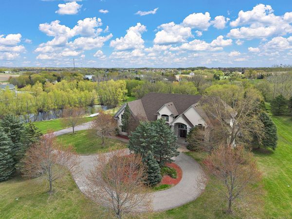 2368 Barton Avenue NW, Buffalo, MN 55313
