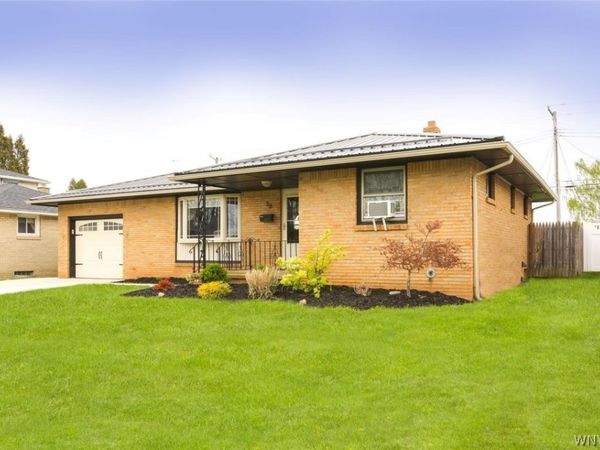 38 Greenway Boulevard, Buffalo, NY 14225