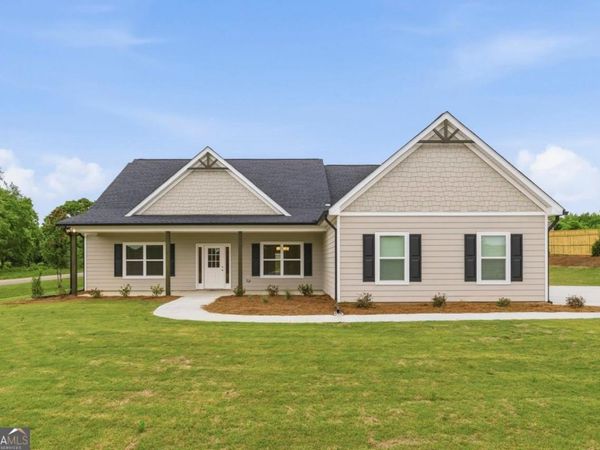 1000 Shoreline Drive, Madison, GA 30650