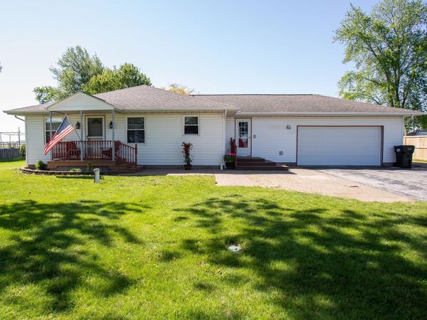 2906 E 1200 N, Yoder, IN 46798
