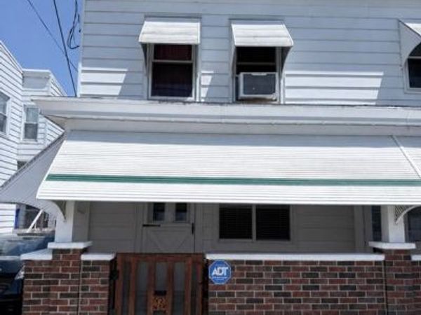 5 N MORRIS STREET , SAINT CLAIR, PA 17970