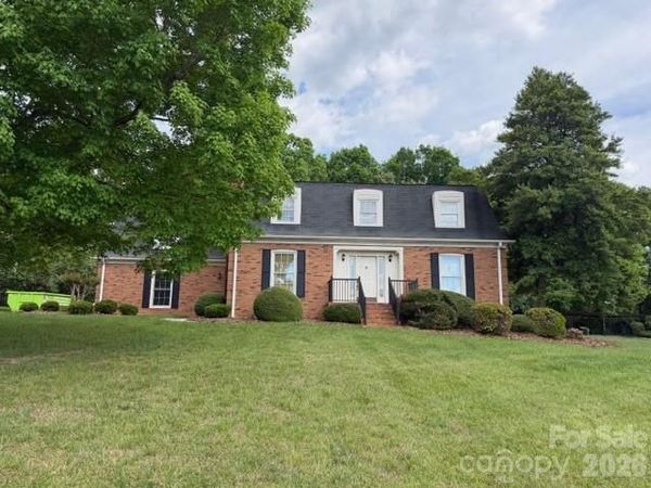 1220 Pineview Street, Albemarle, NC 28001