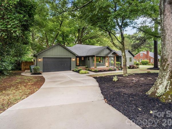 1542 Carolyn Drive, Charlotte, NC 28205