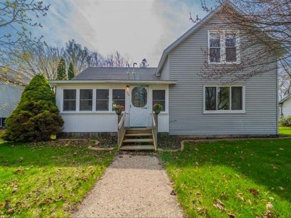 203 Adams, East Tawas, MI 48730