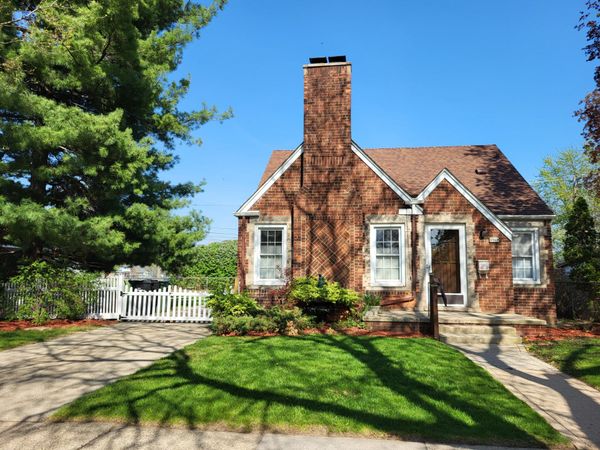 8969 Ruth Avenue, Allen Park, MI 48101