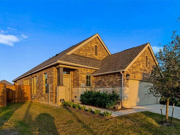 138 Reef Band DR, Kyle, TX 78640