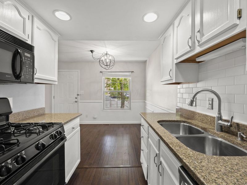 2601 Scioto View Lane, Unit M, Columbus, OH 43221 Photo 10