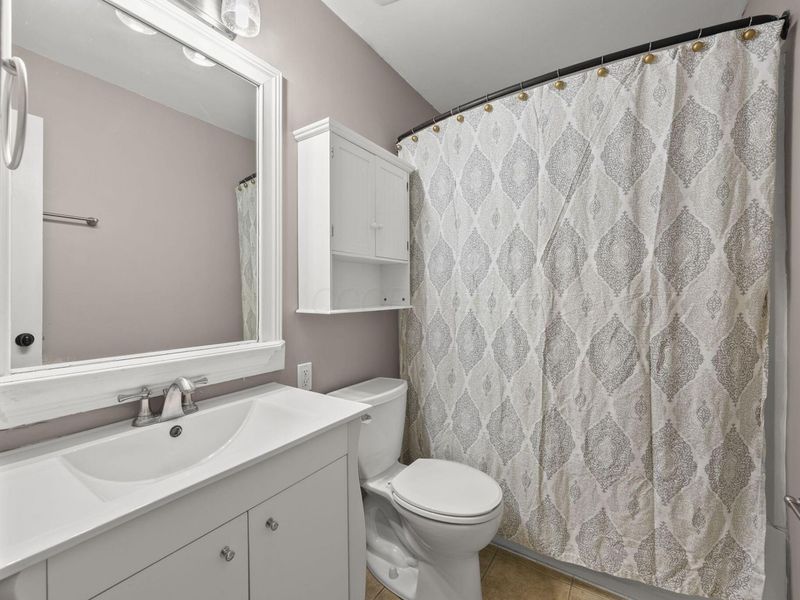 2601 Scioto View Lane, Unit M, Columbus, OH 43221 Photo 19