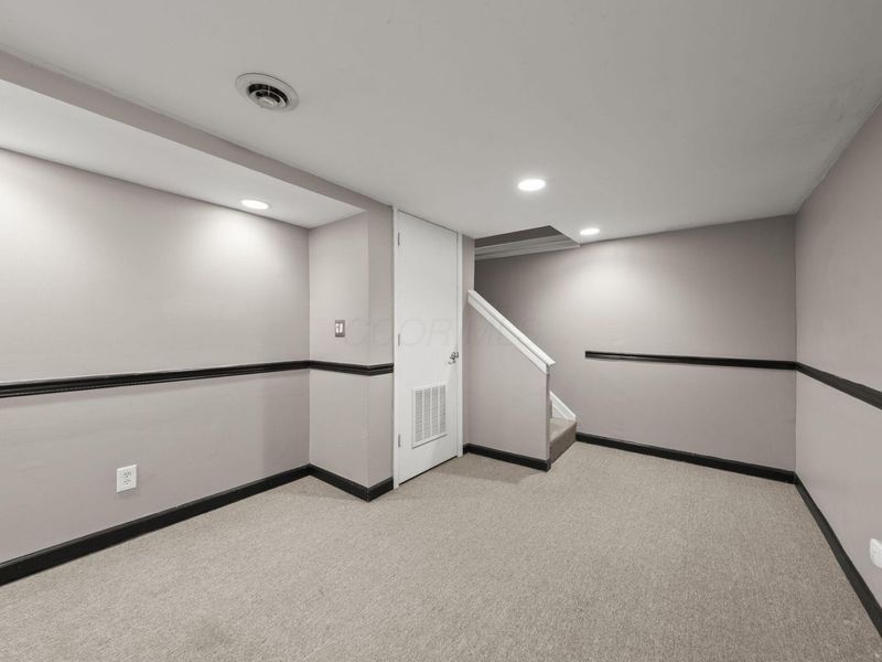 2601 Scioto View Lane, Unit M, Columbus, OH 43221 Photo 23