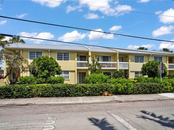2161 NE 36th Street, Lighthouse Point, FL 33064