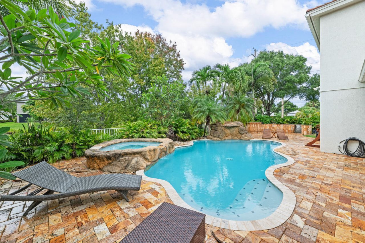 9241 Madewood Court, West Palm Beach, FL 33411 Photo