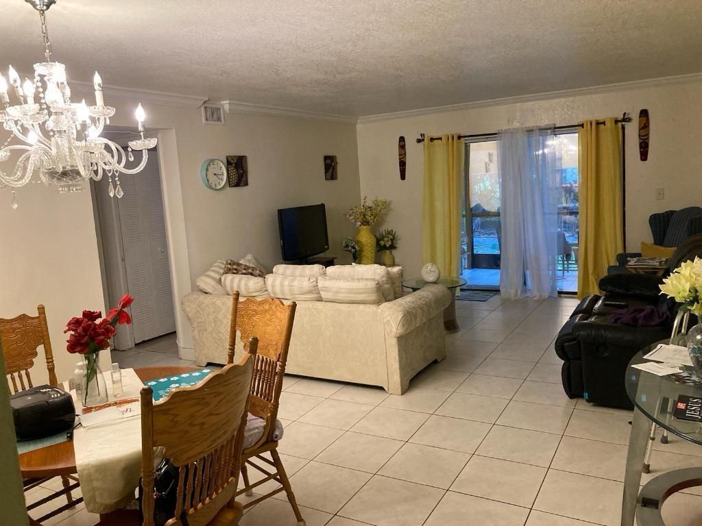 1681 NW 70th Avenue Nw, Unit 111, Plantation, FL 33313 Photo