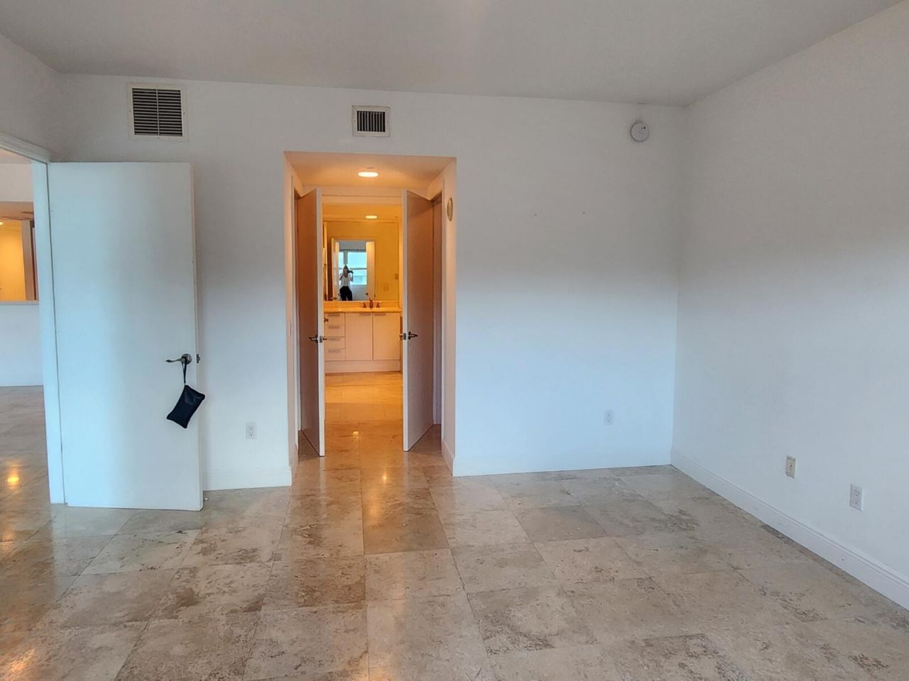 15051 Royal Oaks Lane, Unit 202, North Miami, FL 33181 Photo