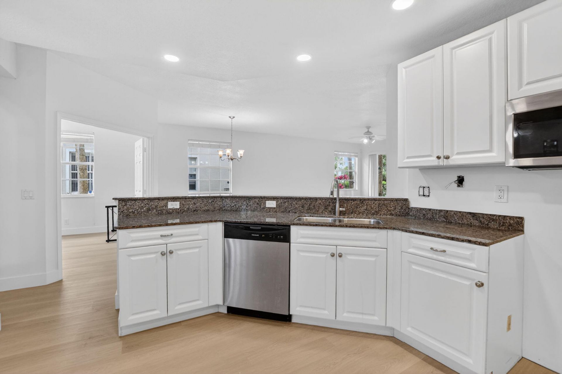 23275 Carolwood Lane, Unit 101, Boca Raton, FL 33428 Photo