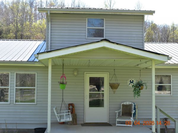 922 Stinson Creek, Grayson, KY 41143