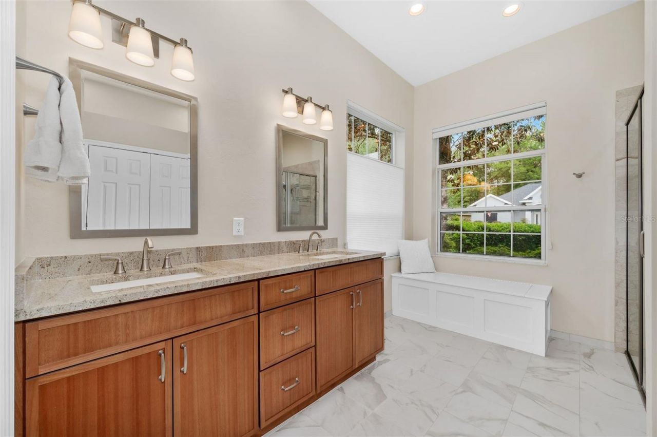 9325 SW 35th Lane , Gainesville, FL 32608 Photo