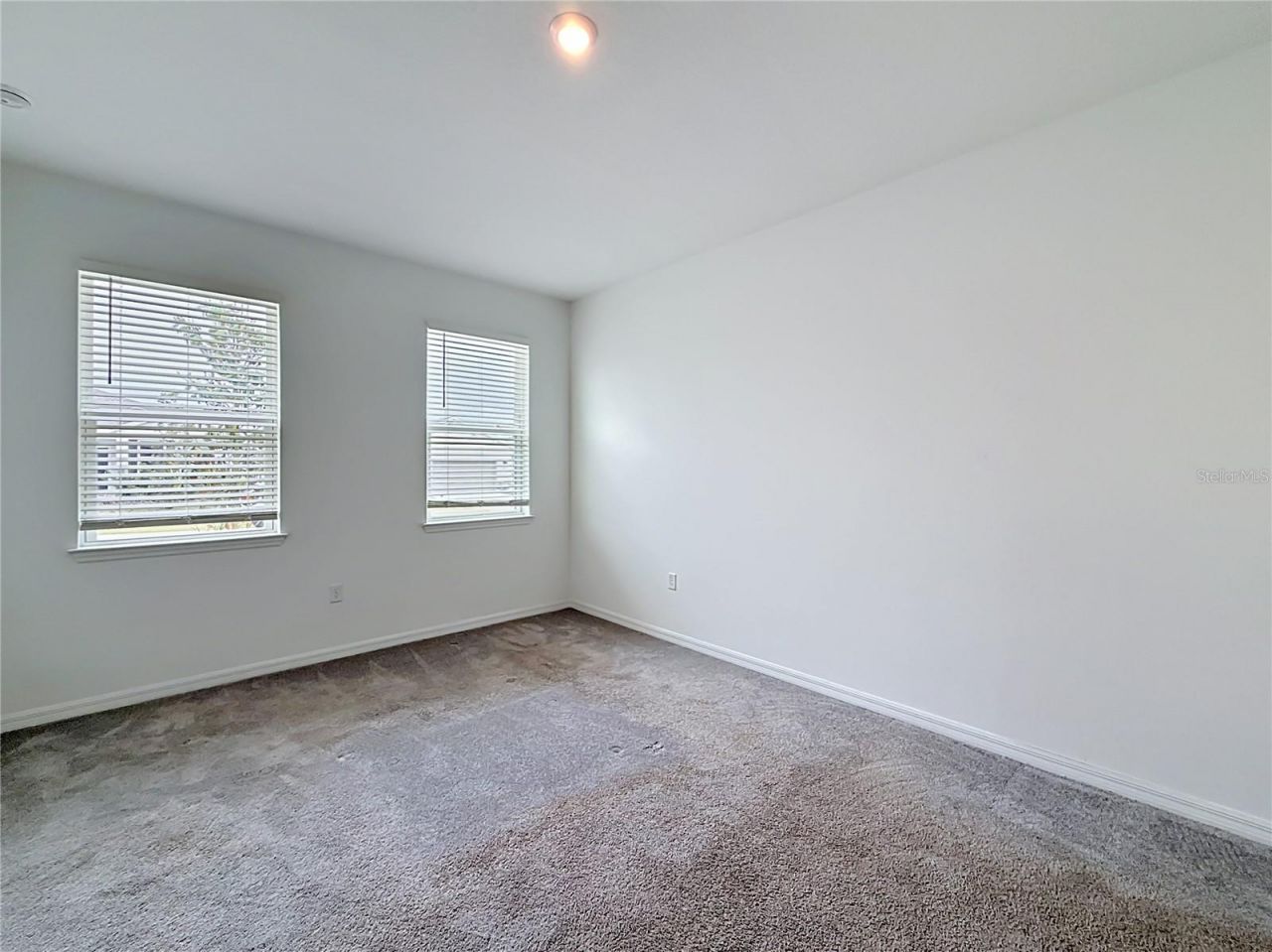 418 Quayside Avenue , Mascotte, FL 34753 Photo