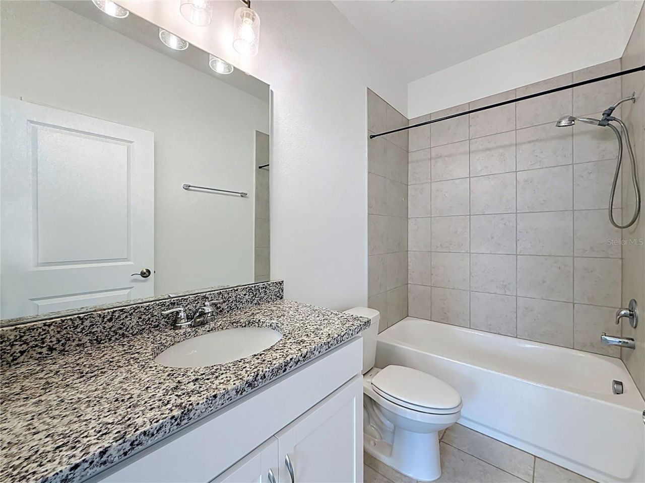 418 Quayside Avenue , Mascotte, FL 34753 Photo