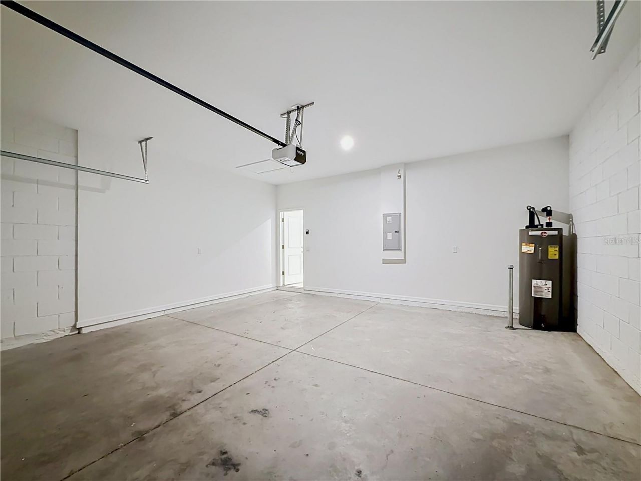 418 Quayside Avenue , Mascotte, FL 34753 Photo