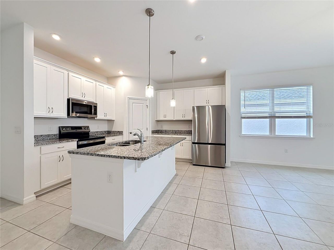 418 Quayside Avenue , Mascotte, FL 34753 Photo