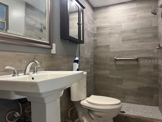 7736 Wicklow Street , New Port Richey, FL 34653 Photo