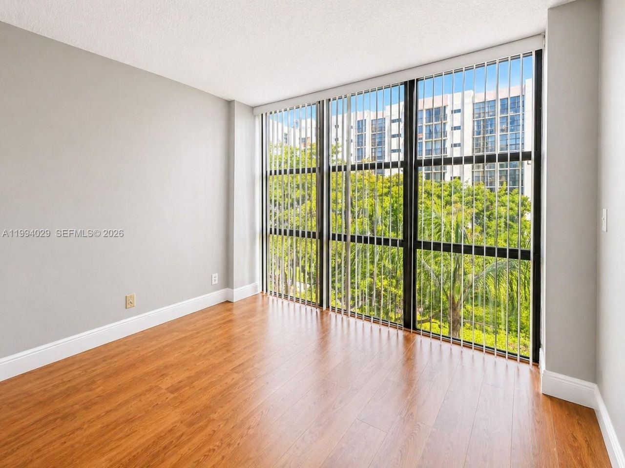 17011 N Bay Rd, Unit 503, Sunny Isles Beach, FL 33160 Photo