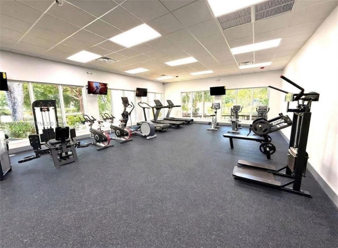 17011 N Bay Rd, Unit 503, Sunny Isles Beach, FL 33160 Photo