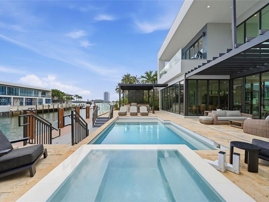 Property Image 70