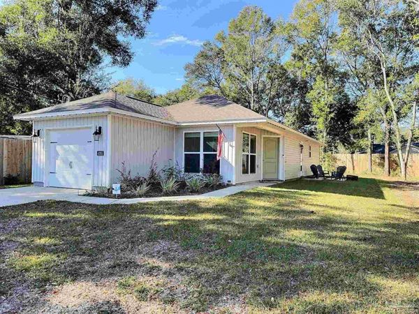 4285 Castille Ave, Pace, FL 32571