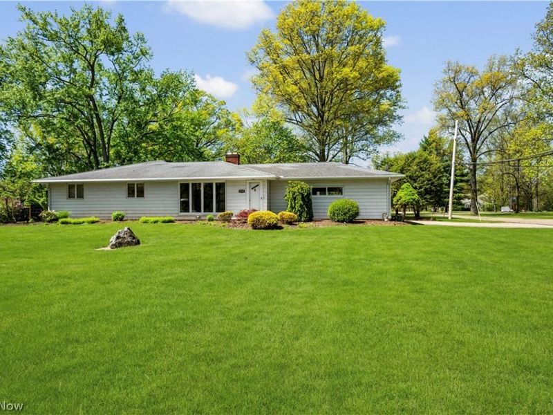 3720 Brookside Drive, Norton, OH 44203 Photo 2
