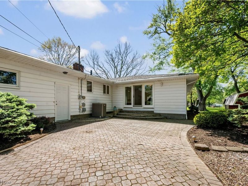3720 Brookside Drive, Norton, OH 44203 Photo 4