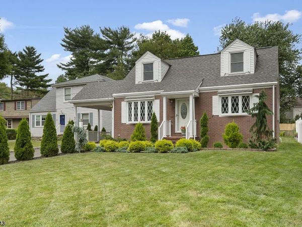 571 Orchard St, Rahway, NJ 07065