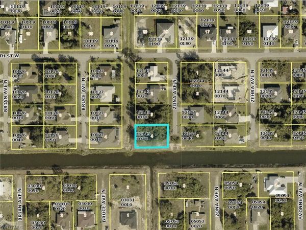 801 Zona AVE N, LEHIGH ACRES, FL 33971