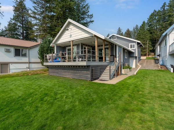 111 Terrace Ave, Newport, WA 99156