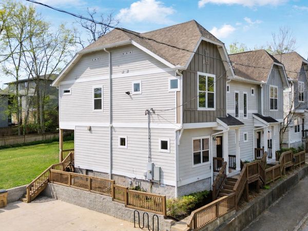 906 Smiley St, Nashville, TN 37206