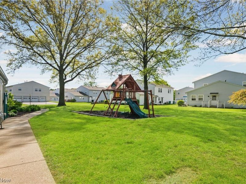3970 Royal Liverpool Drive , Unit A, Uniontown, OH 44685 Photo 23