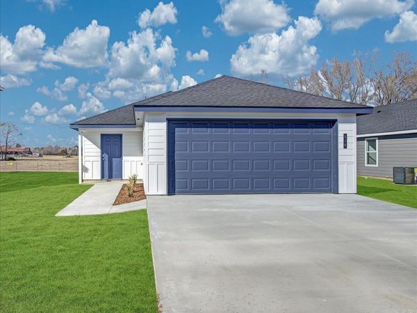 330 Moonlight Graham Boulevard , Ward, AR 72176