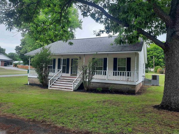 615 Jackson, Mountain View, AR 72560